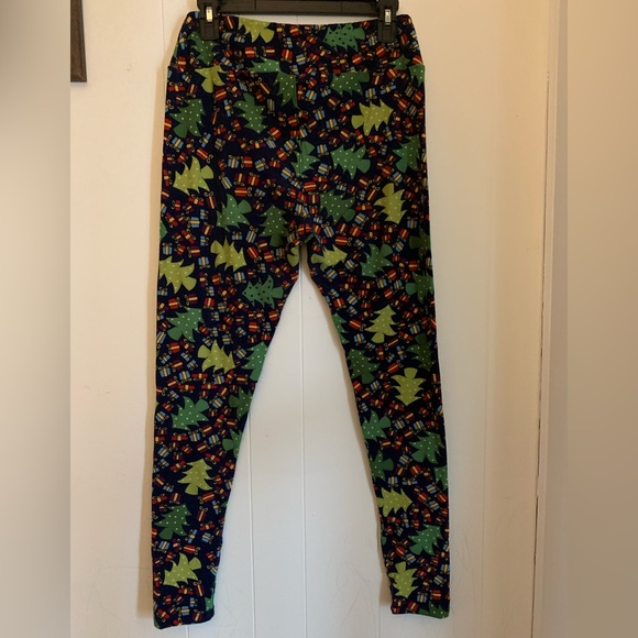 LULAROE Holiday Tree Print Leggings PANTS Tall & Curvy Stretch Knit, Black Green - Picture 3 of 6